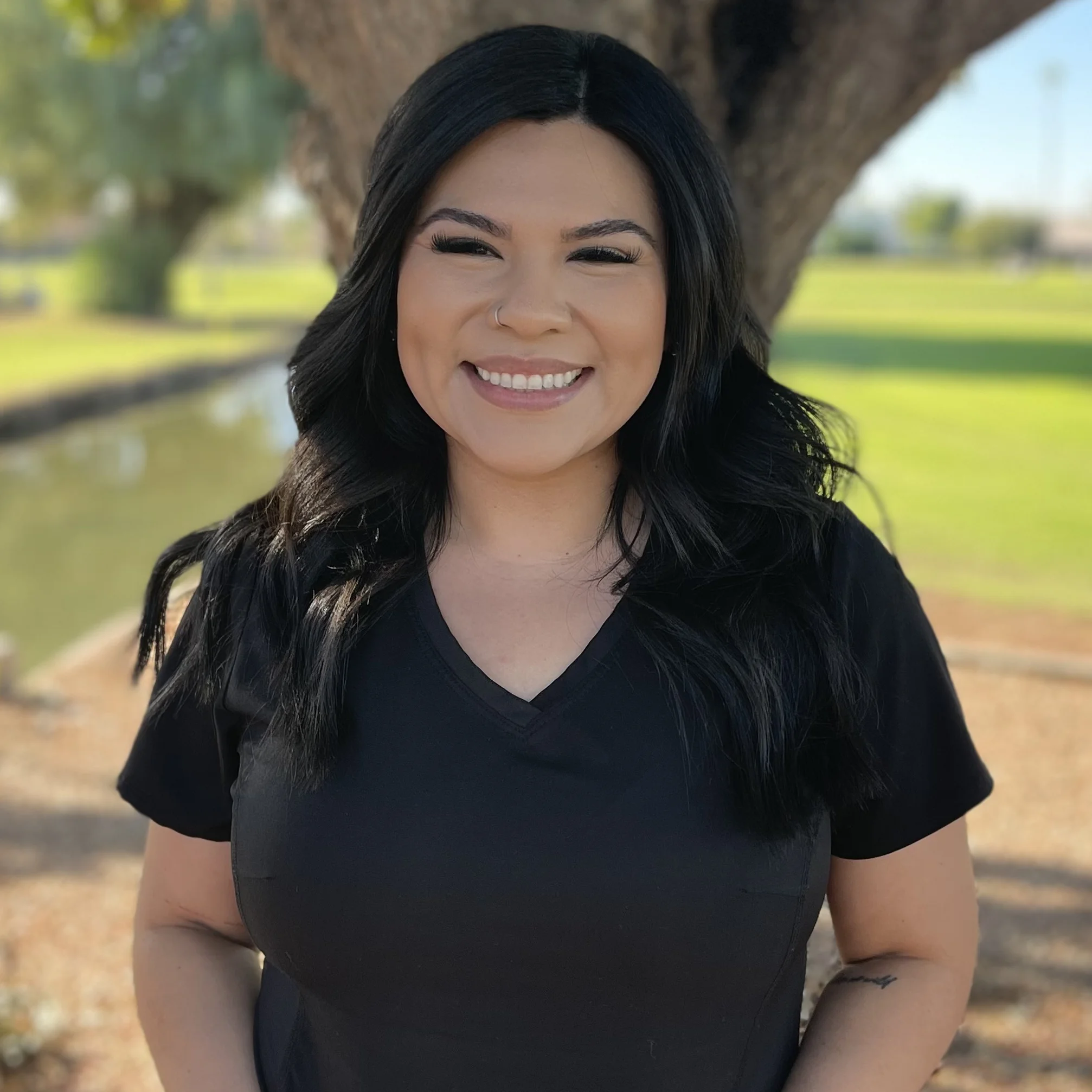  Veronica Alarcon - Front Desk Receptionist